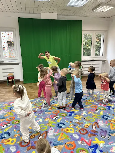 Niepubliczne Przedszkole Naukowe Mali Odkrywcy